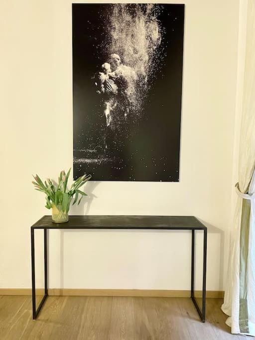 Design Studio Centro Storico Apartment Milan Exterior photo